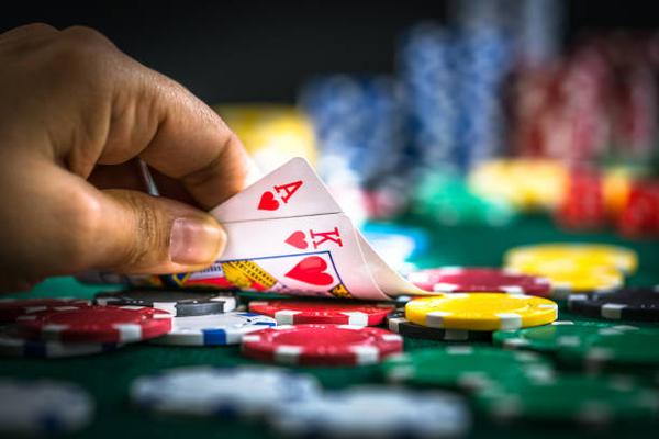 Online Casino UAE: Making Sense of Live Dealer Studios
